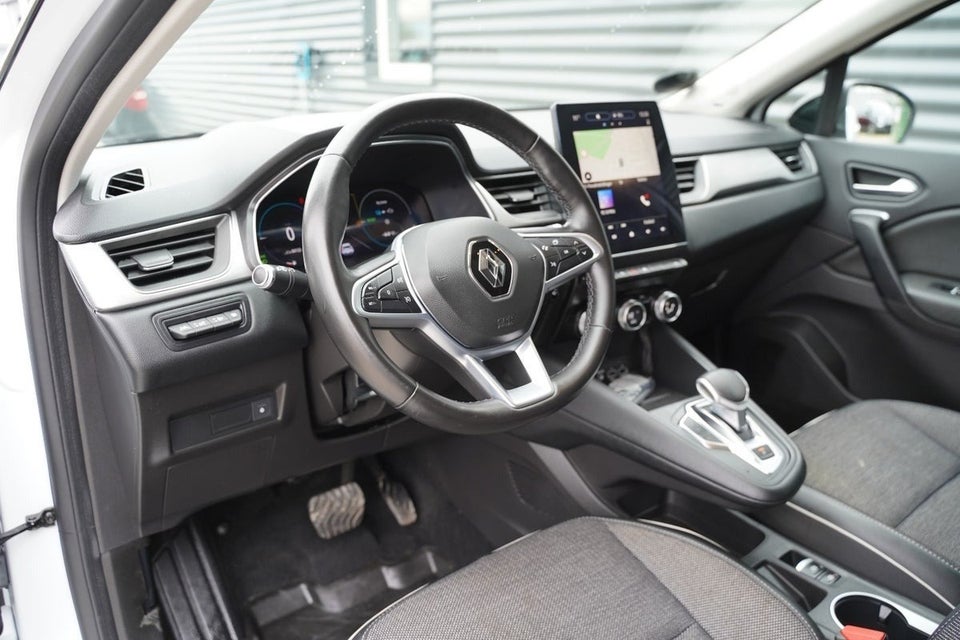 Renault Captur 1,6 E-Tech Intens 5d