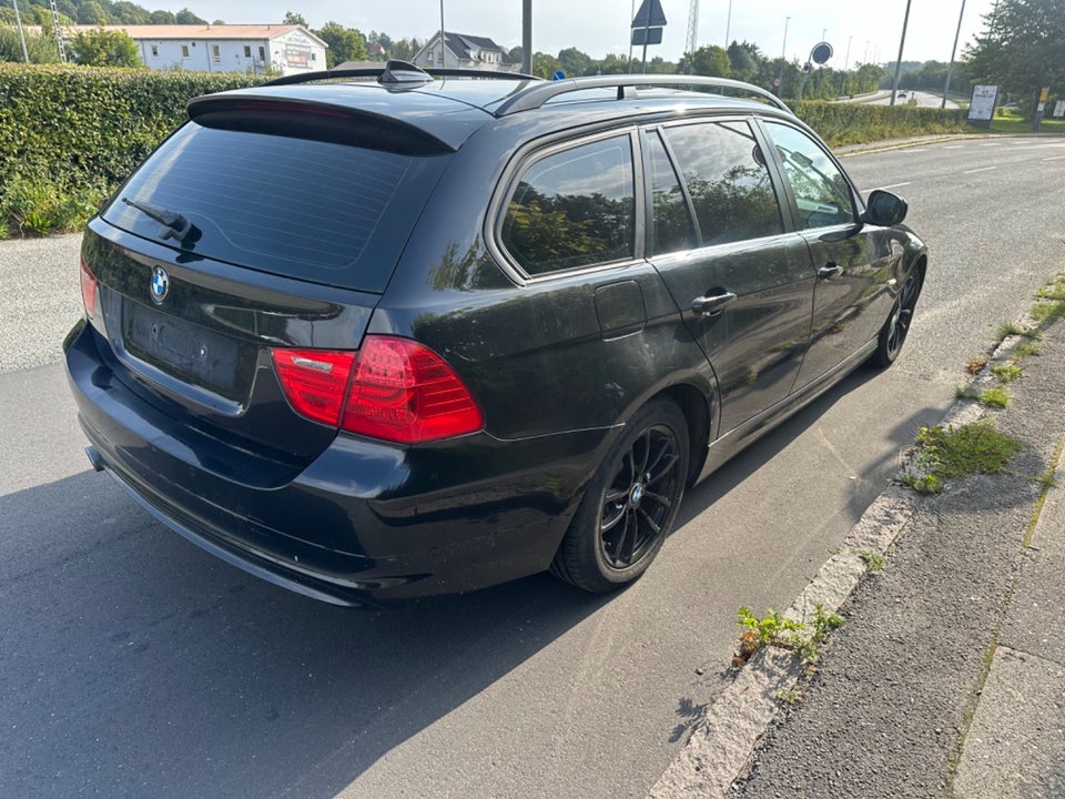 BMW 320d 2,0 Touring Steptr. 5d