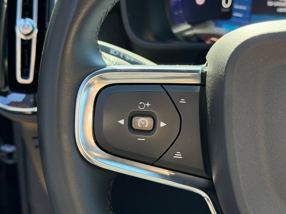 Volvo XC40 ReCharge Extended Range Ultimate 5d
