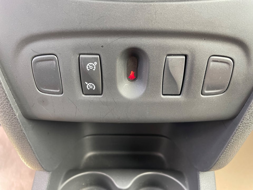 Dacia Sandero 0,9 TCe 90 Ambiance Easy-R 5d