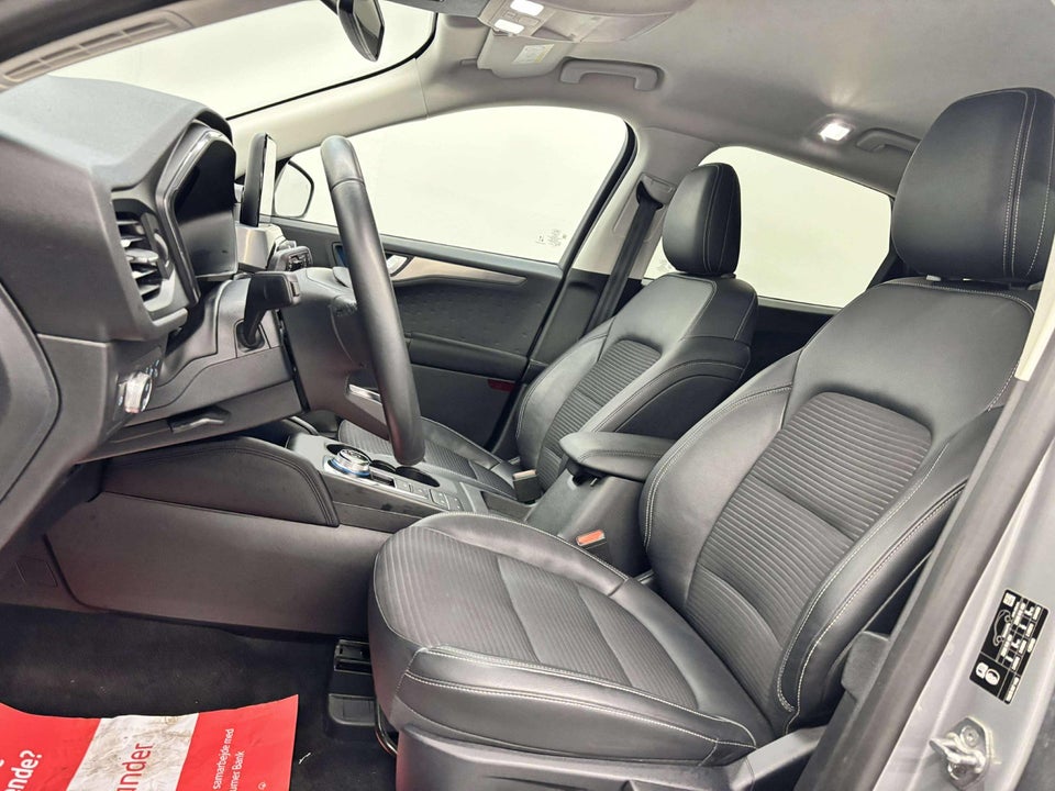 Ford Kuga 2,5 PHEV Titanium X CVT 5d