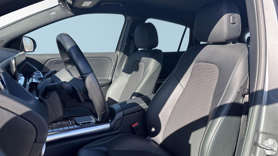 Mercedes EQA250 Progressive 5d