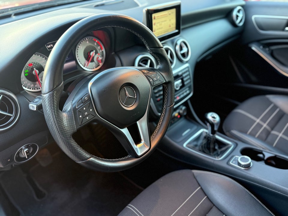 Mercedes A200 2,2 CDi Urban 5d