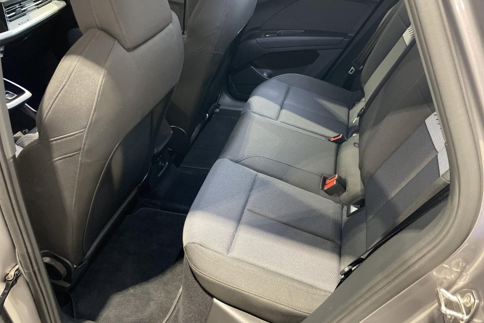 Audi Q4 e-tron 40 Attitude 5d