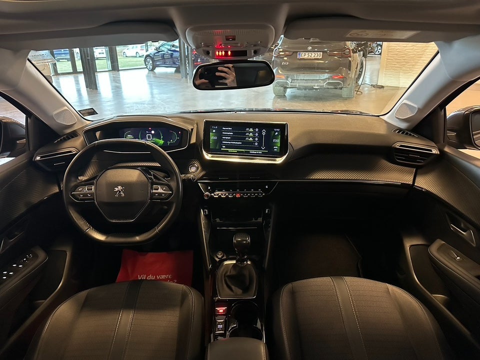 Peugeot 208 1,5 BlueHDi 100 Allure Sky 5d