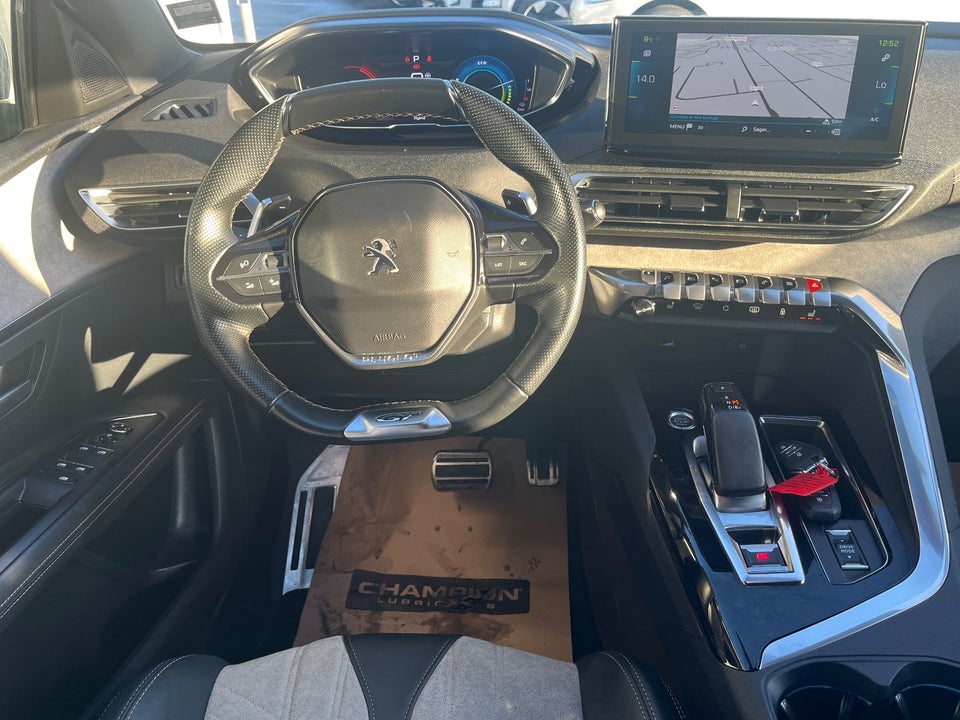 Peugeot 3008 1,6 Hybrid First GT EAT8 5d