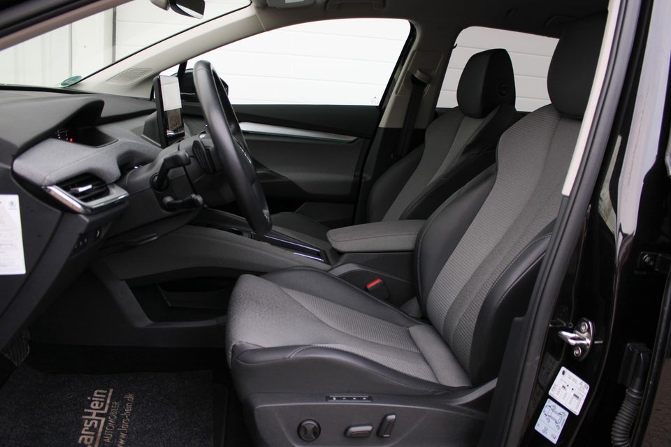 Skoda Enyaq 60 iV Loft 5d