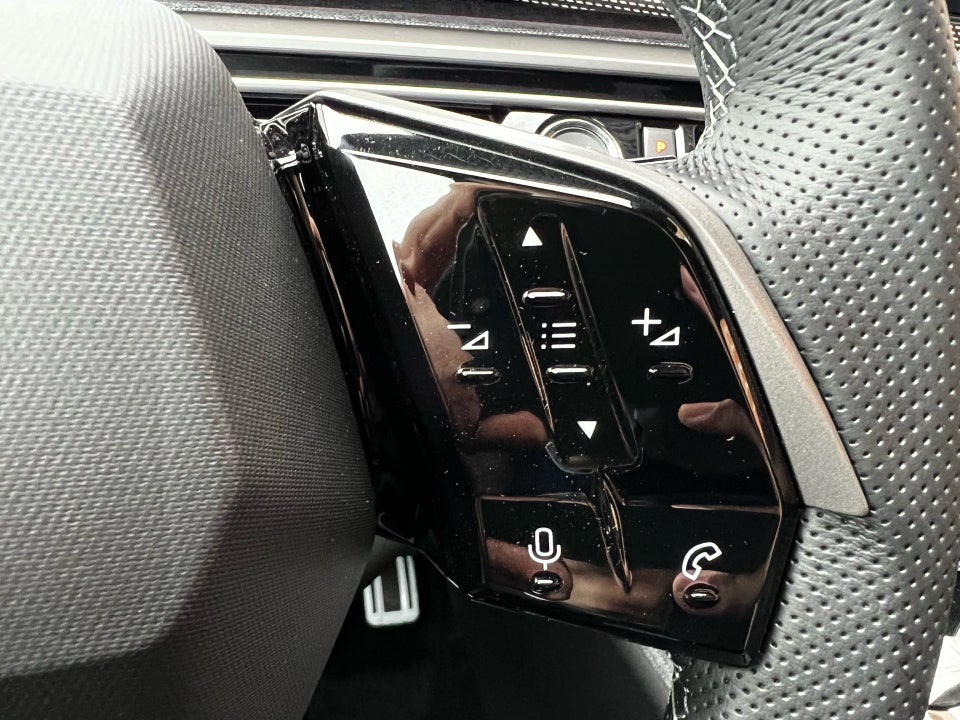 Peugeot e-5008 77 GT Pack 7prs 5d