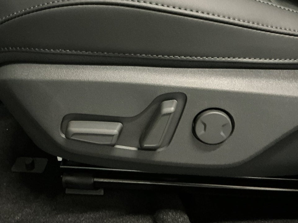 Kia Niro 64 EV Upgrade 5d