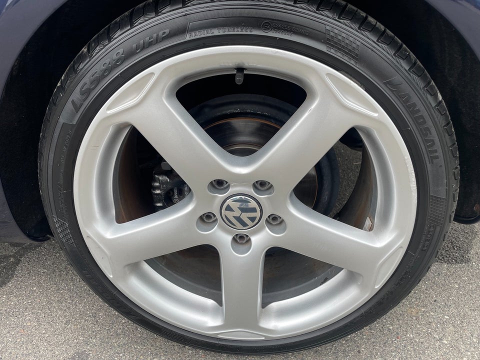VW Eos 2,0 FSi 2d