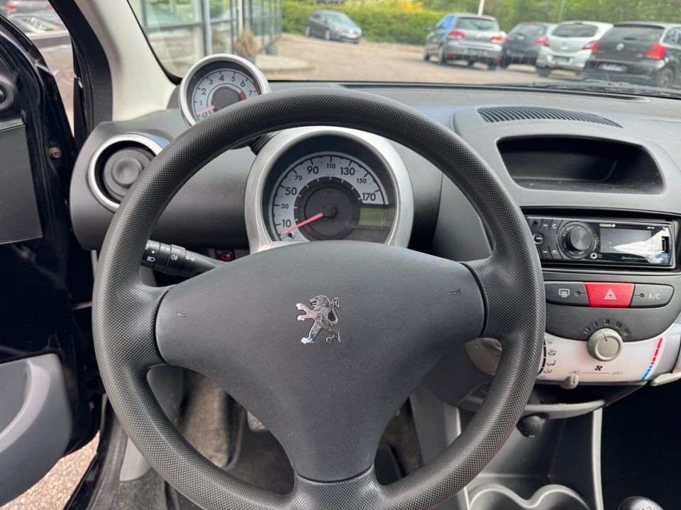 Peugeot 107 1,0 Active 5d