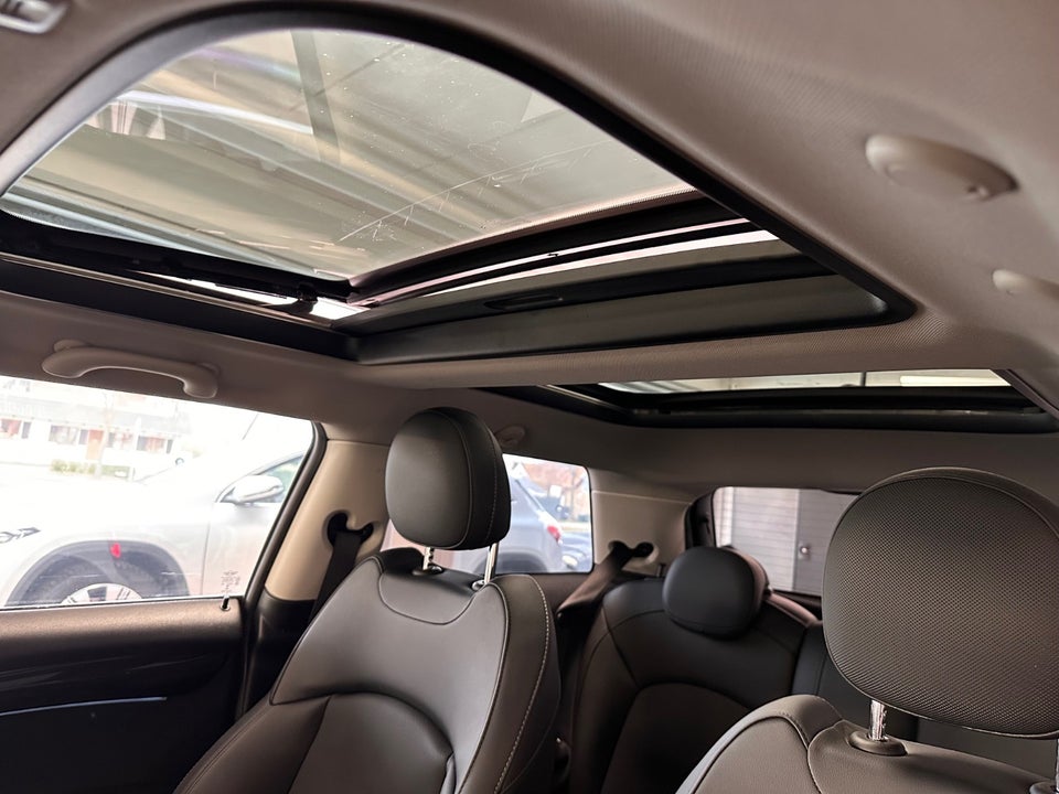 MINI Cooper SE Camden Edition 3d