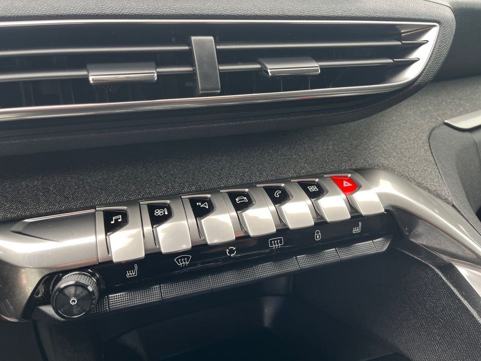 Peugeot 5008 1,2 e-THP 130 Allure EAT6 7prs 5d