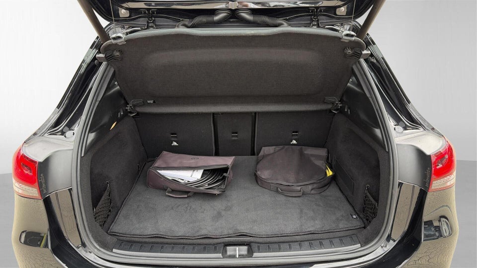 Mercedes EQA250 Progressive 5d