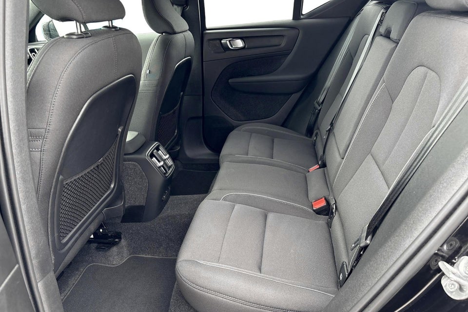 Volvo EX40 Extended Range Plus 5d
