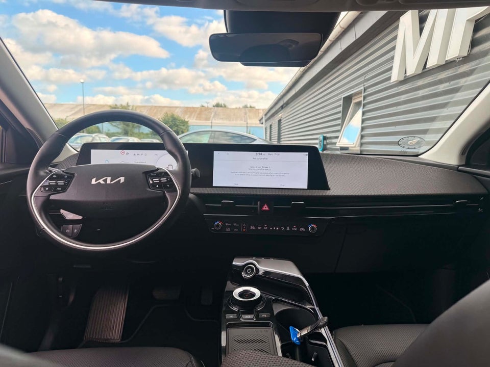 Kia EV6 77 Long Range Upgrade 5d