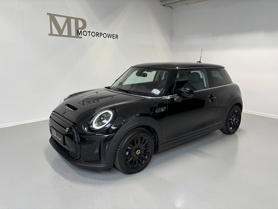 MINI Cooper SE Classic Trim 3d