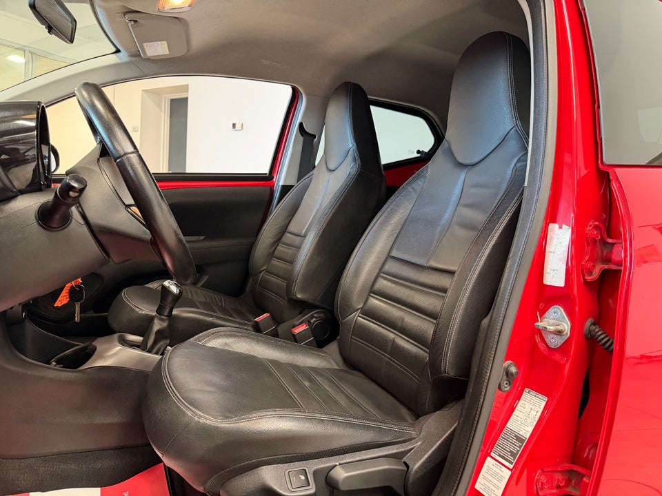 Toyota Aygo 1,0 VVT-i x-cellence 5d