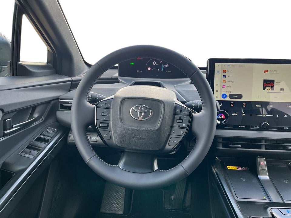 Toyota C-HR+ 77 Executive AWD 5d