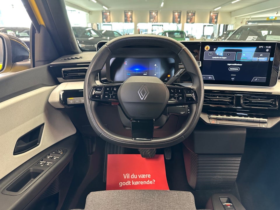Renault 5 E-Tech 52 Techno 5d