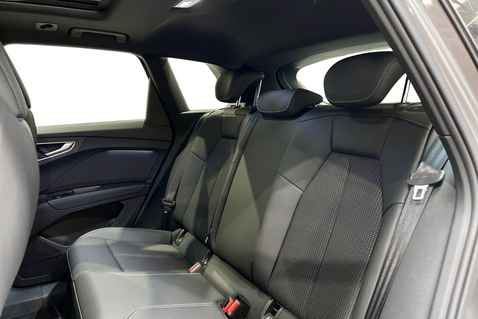 Audi Q4 e-tron 45 S-line Edition 5d