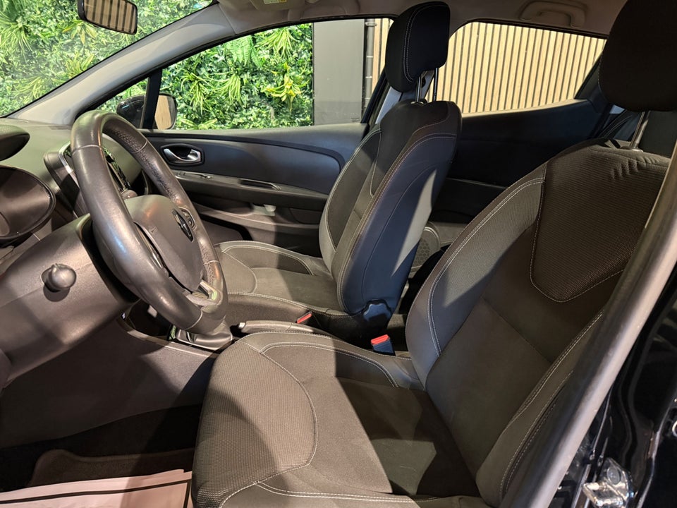 Renault Clio IV 1,5 dCi 90 Zen 5d