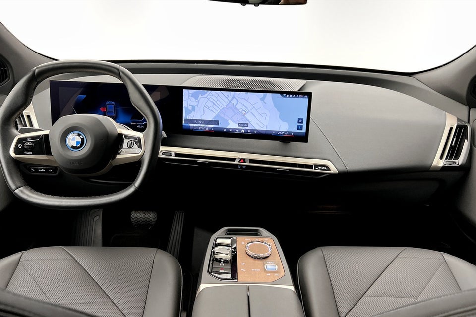 BMW iX xDrive40 Supercharged 5d