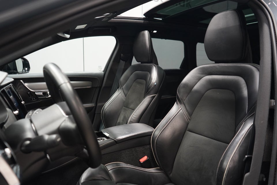 Volvo V90 2,0 T6 ReCharge R-Design aut. AWD 5d