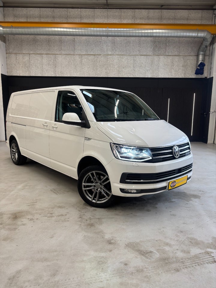VW Transporter 2,0 TDi 150 Kassevogn DSG lang