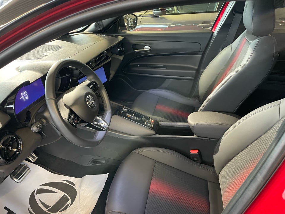 Alfa Romeo Junior Elettrica Speciale 5d
