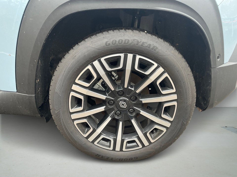 Renault 4 E-Tech 52 Iconic 5d