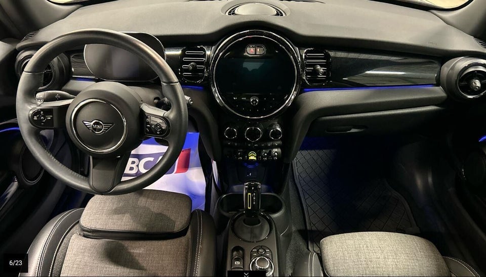 MINI Cooper SE Classic Trim 3d