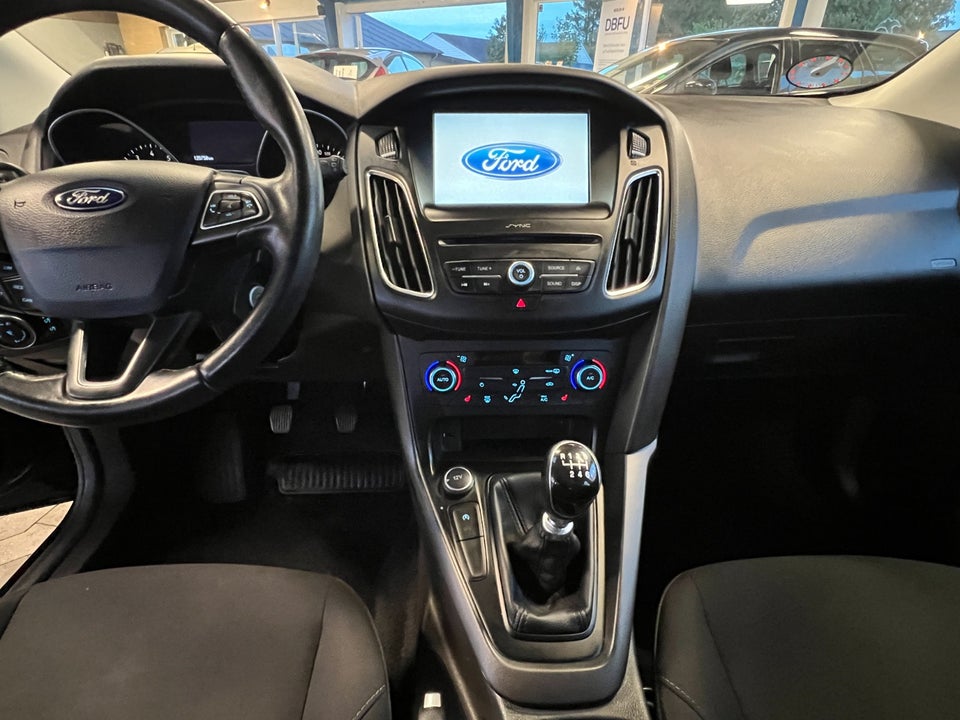 Ford Focus 1,0 SCTi 125 Business stc. 5d