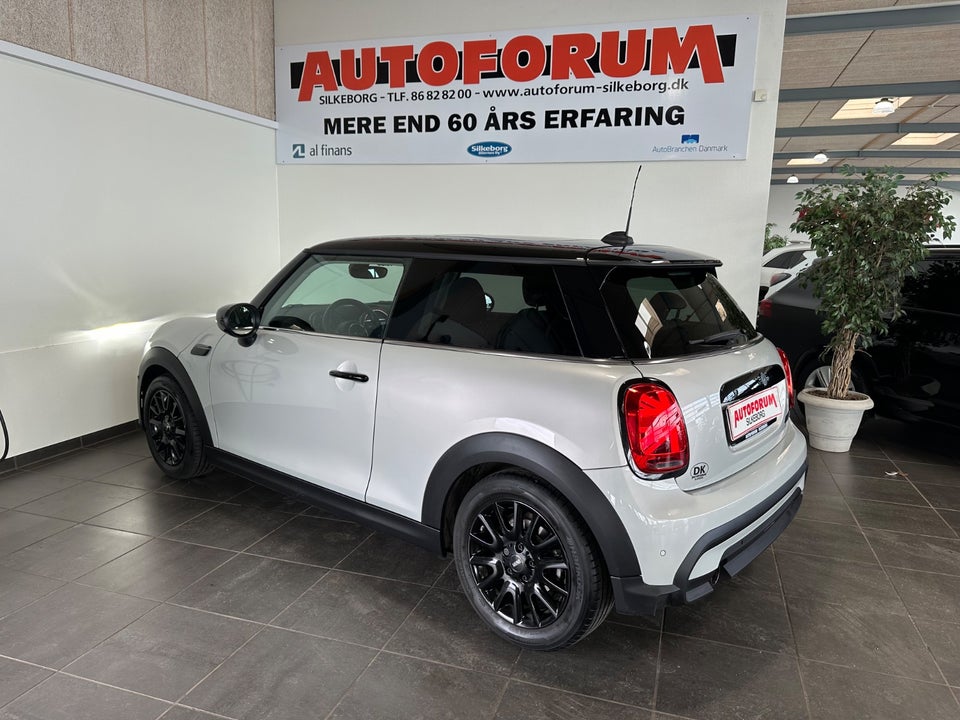 MINI Cooper 1,5 Maximise aut. 3d