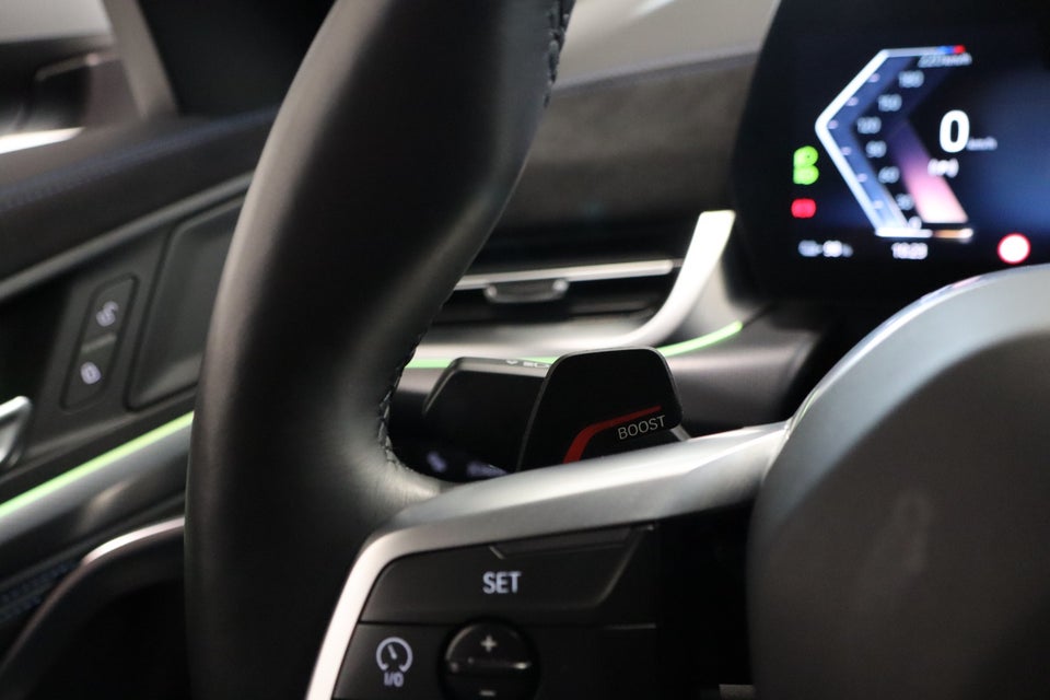 BMW iX2 xDrive30 M-Sport 5d