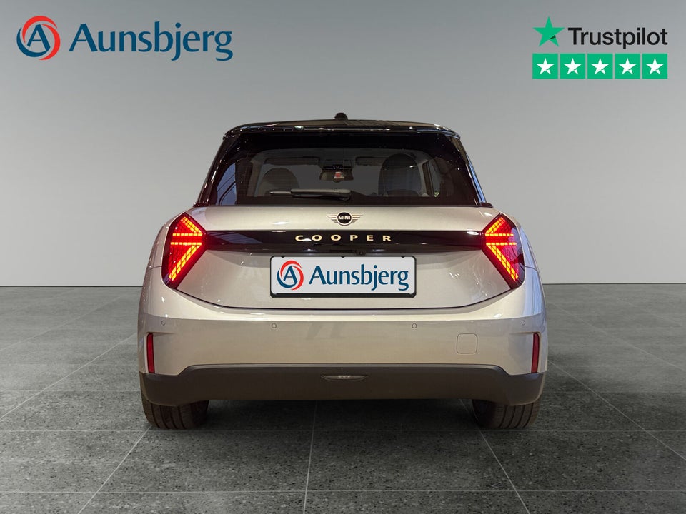 MINI Cooper E Classic Trim S 3d