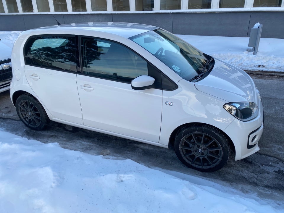 VW Up! 1,0 60 Move Up! BMT 5d
