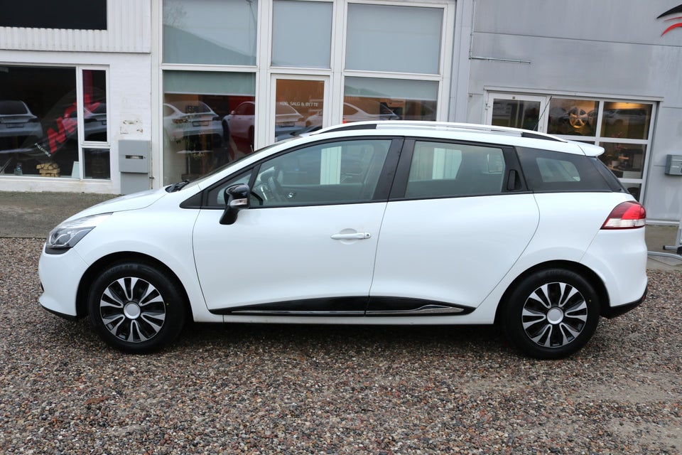 Renault Clio IV 0,9 TCe 90 Expression Sport Tourer 5d