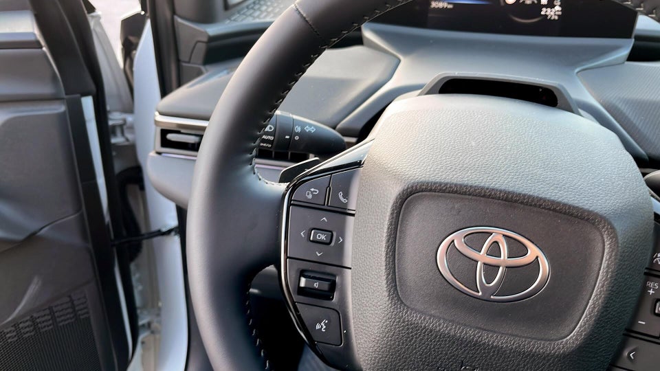 Toyota bZ4X 73 Executive 5d