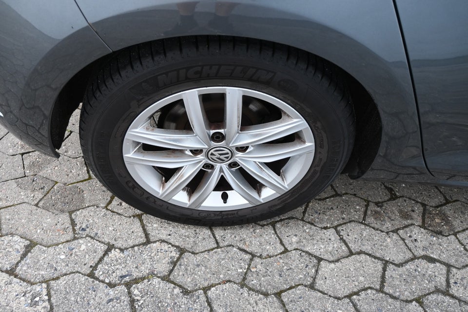 VW Golf VII 1,5 TSi 130 Comfortline Connect DSG 5d