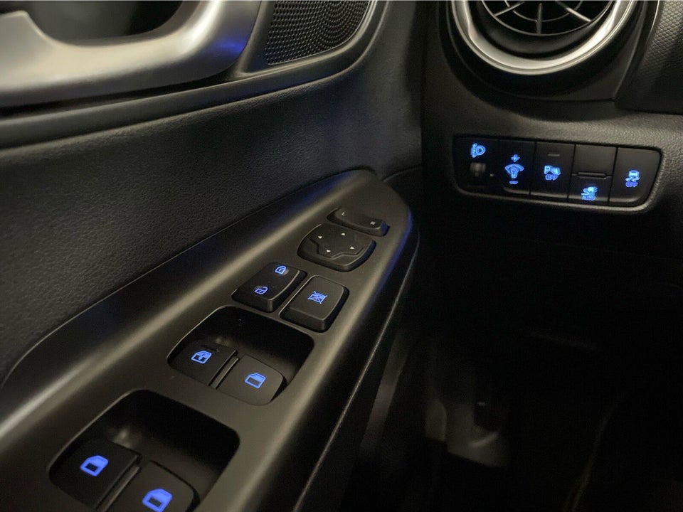 Hyundai Kona 39 EV Select 5d