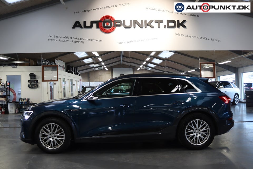 Audi e-tron 55 S-line quattro 5d