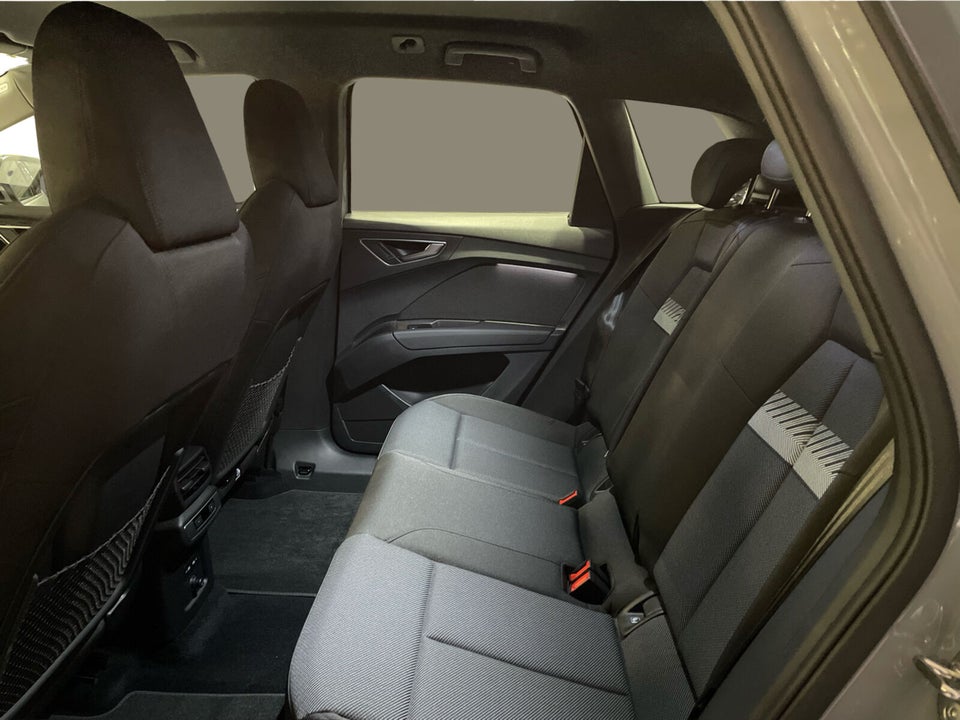 Audi Q4 e-tron 40 Attitude 5d
