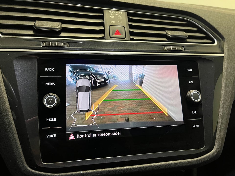 VW Tiguan 2,0 TDi 150 Elegance DSG Van 5d