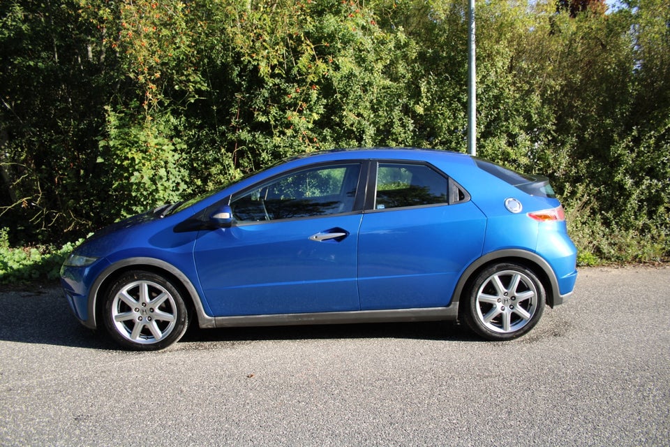Honda Civic 1,8 Sport 5d