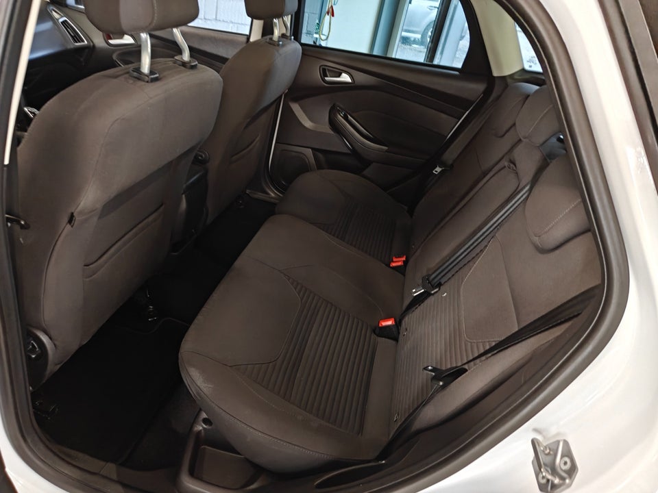Ford Focus 1,0 SCTi 125 Titanium stc. ECO 5d