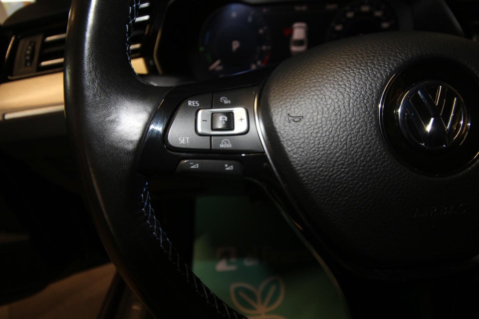 VW Passat 1,4 GTE Highline DSG 4d