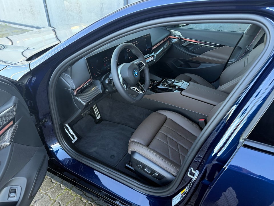 BMW i5 eDrive40 M-Sport Pro 4d