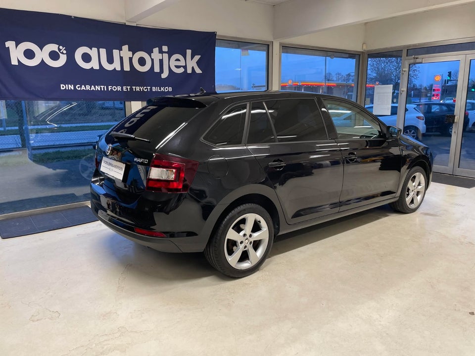 Skoda Rapid 1,4 TSi 122 Ambition Spaceback DSG GreenTec 5d