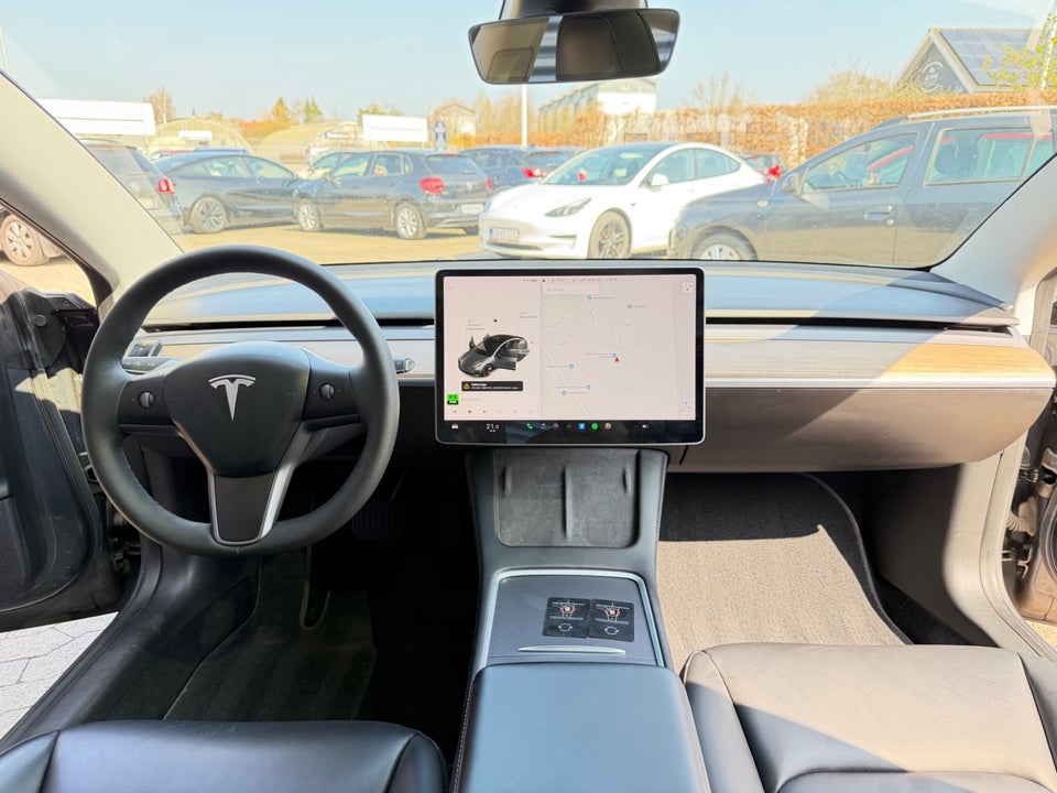 Tesla Model 3 Long Range AWD 4d